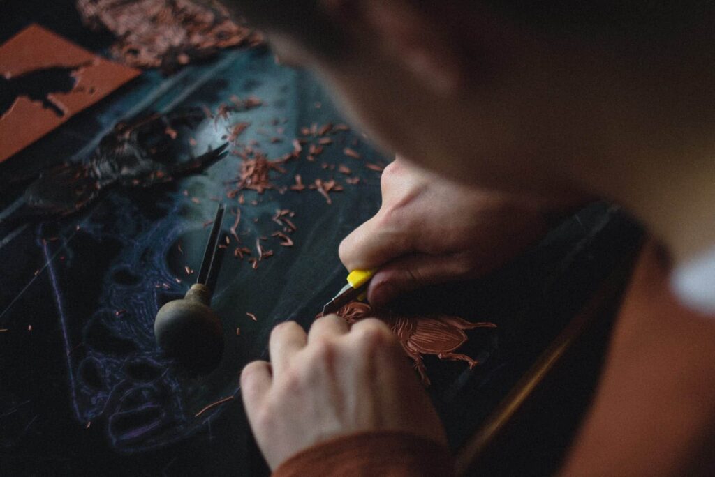 Carving a spoon a day for a year or a daily spoon Angelina Litvin S6wHfOpdGkY Unsplash 1024x684